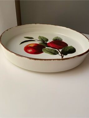 H&M Home Ceramic Baker Pan or Decorative Pan Apple Motif New